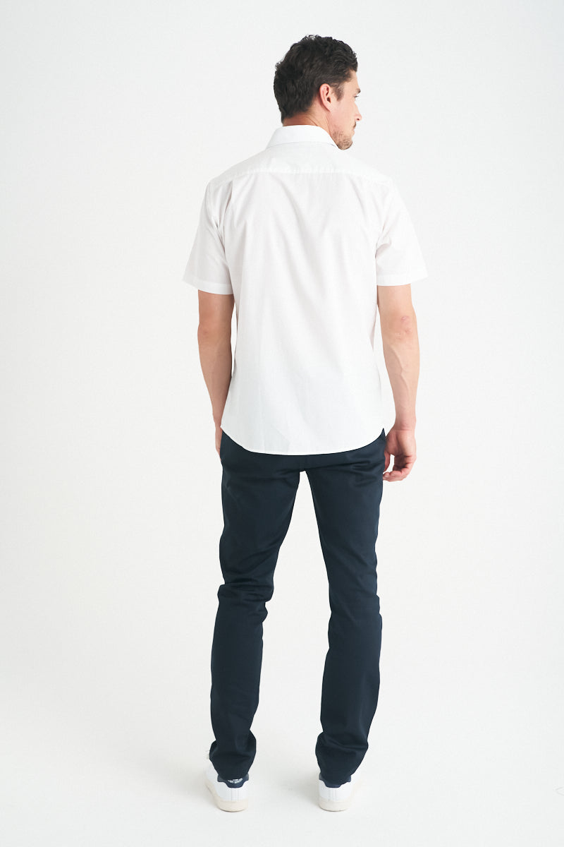 identitee Rodeo Men's Short Sleeve Work Shirt - Model