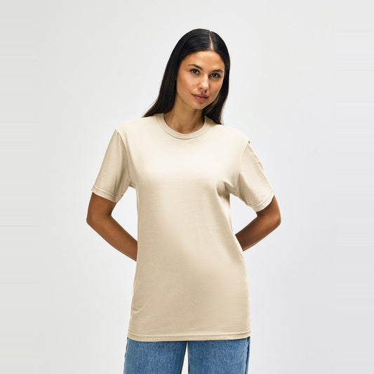 Gildan Softstyle Midweight T-Shirt - Model