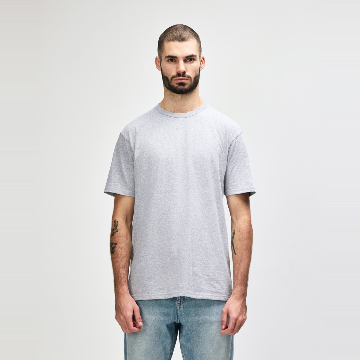 Gildan Softstyle Midweight T-Shirt - Model