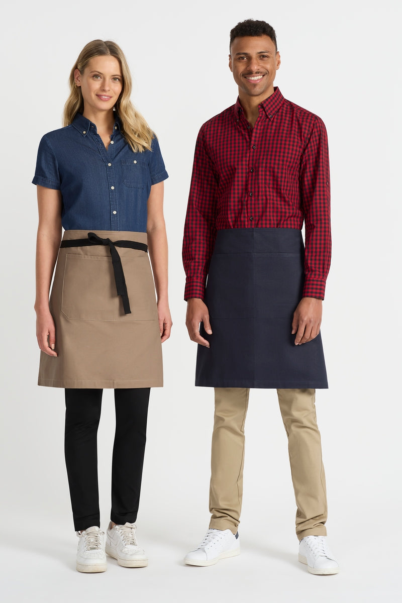 identitee Jimmy Canvas Waist Apron - Model