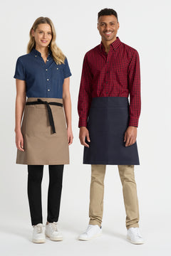 identitee Jimmy Canvas Waist Apron - Model
